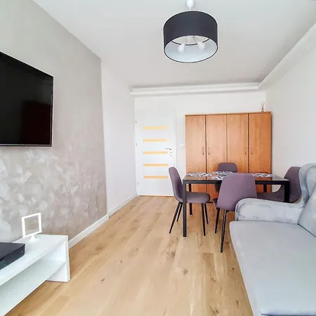 Apartment Brzezno Park - Rodzinny Plaza Gdansk